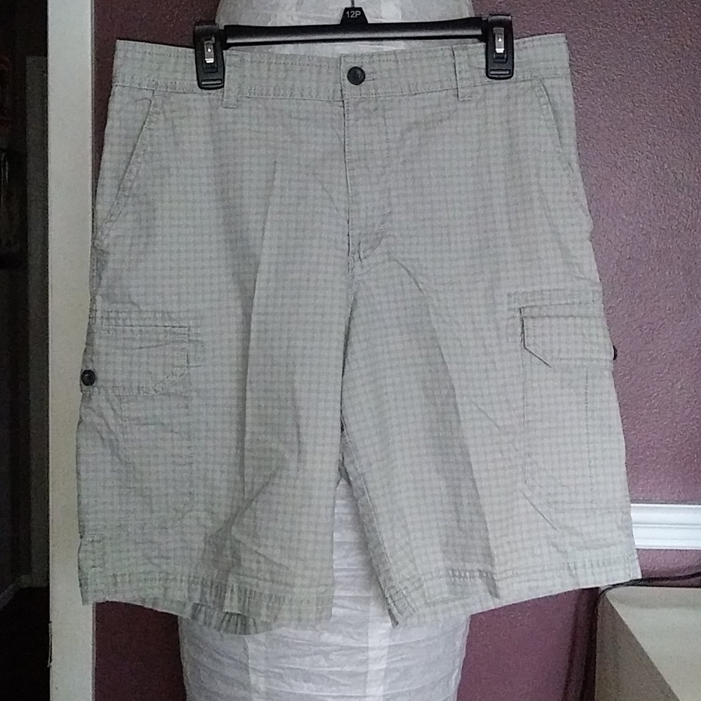 IZOD Saltwater Shorts